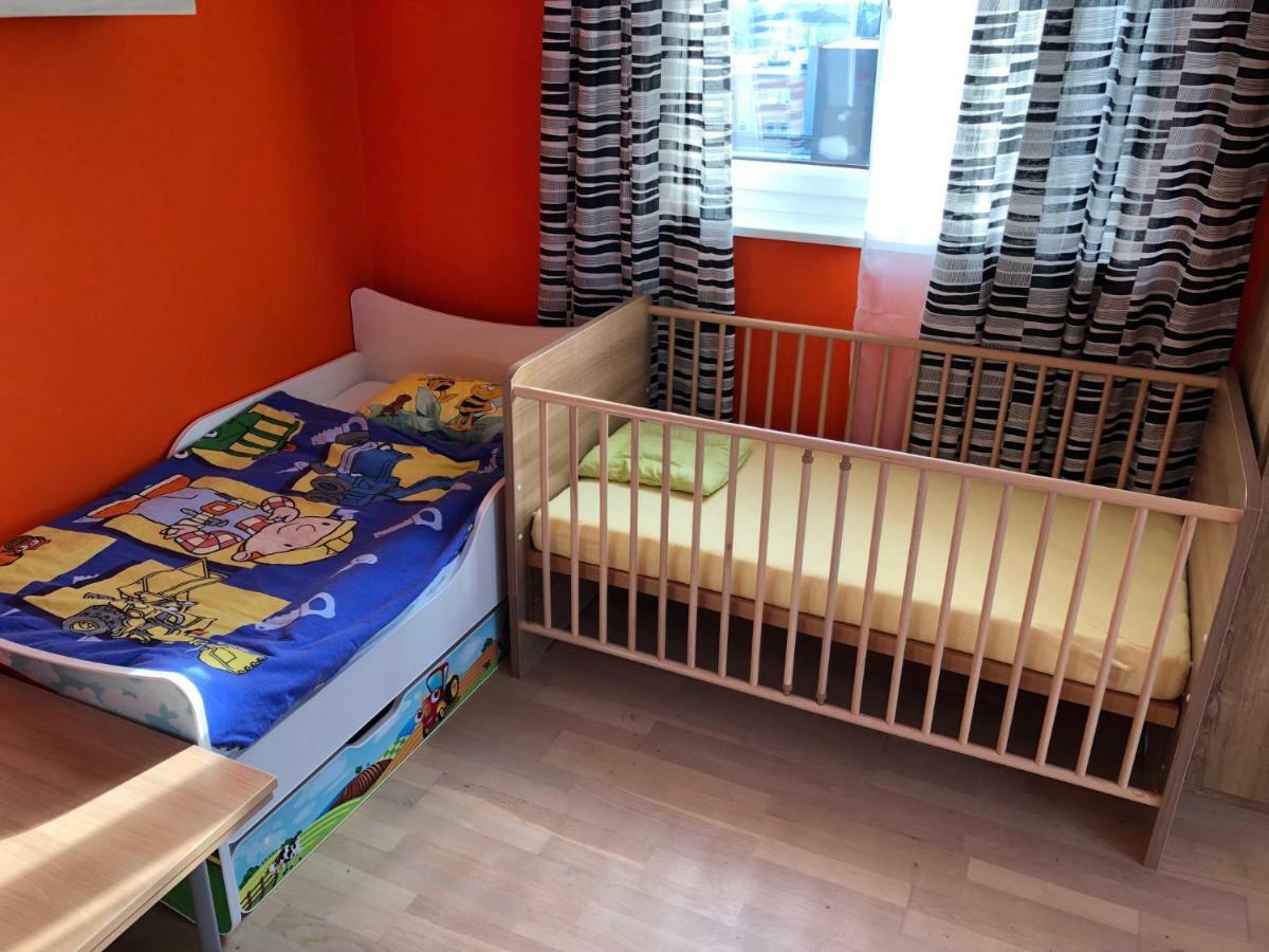 Kmheim, Cozy 103M2 Apartment, With 3 Bedroom And Covered Free Parking Place, Close To City Center Graz Buitenkant foto